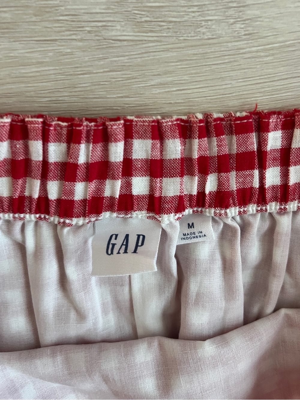 GAP Red Gingham Mini Skirt - Picture 2 of 3